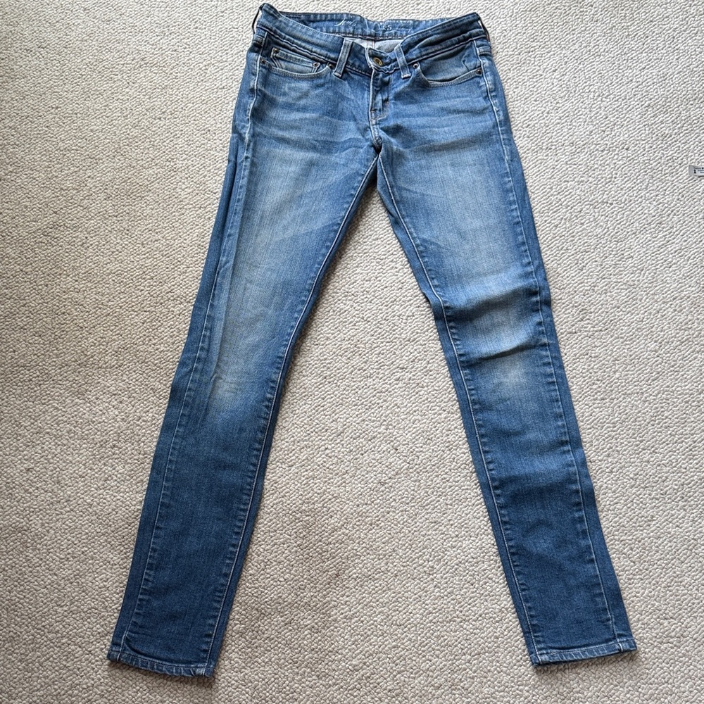 Levi's Classic Blue Skinny Jeans for Women